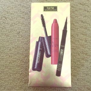 Tarte Holidaze Gift Set Brand New, Never Used